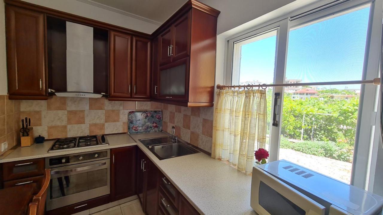 Village Home Next To The Sea Sarandë 外观 照片